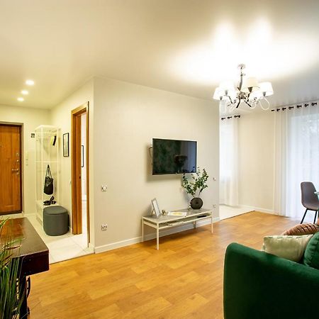 Luxury Apartment With 2 Bedrooms In The City Center 니콜라예프 외부 사진