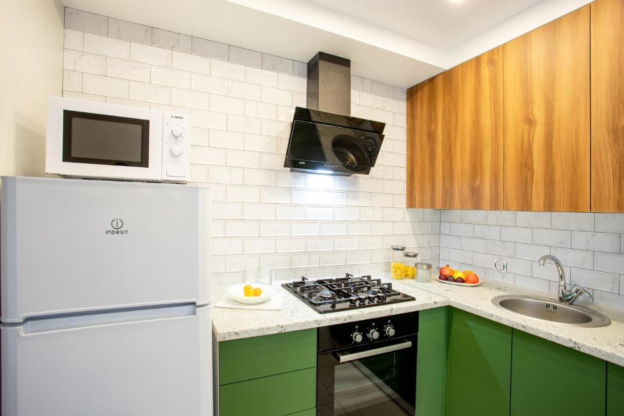 Luxury Apartment With 2 Bedrooms In The City Center 니콜라예프 외부 사진