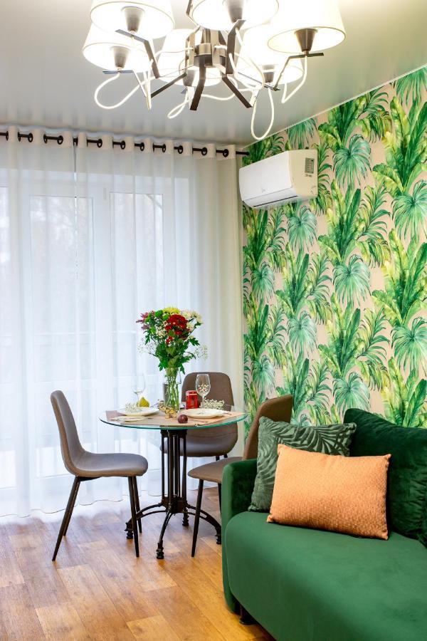 Luxury Apartment With 2 Bedrooms In The City Center 니콜라예프 외부 사진